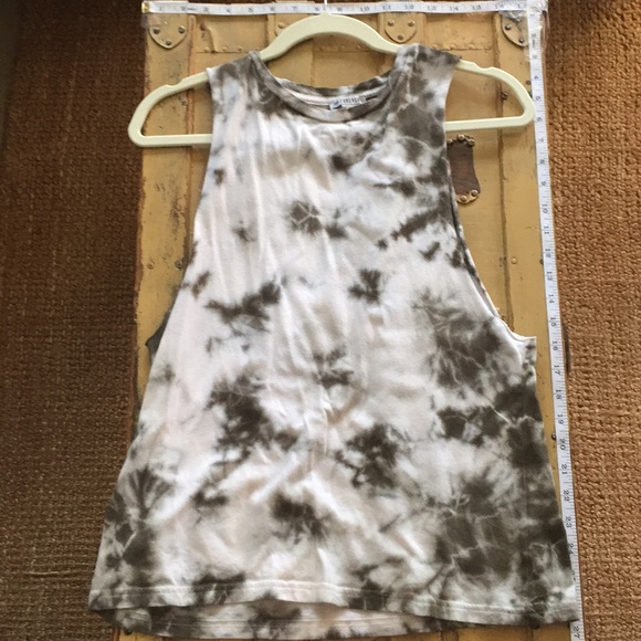 FOREVER 21 IVORY OLIVE TIE DYE MUSCLE TANK TOP S - Picture 2 of 12